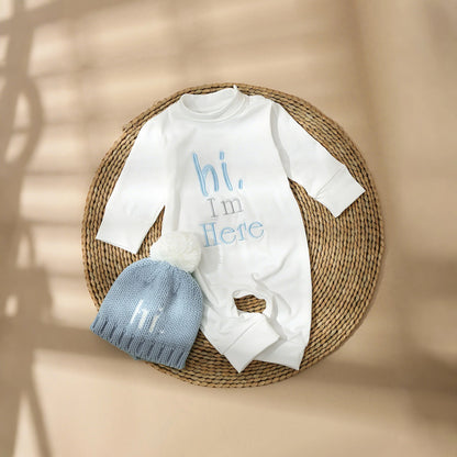 Ylsteed 2Pcs Set HI i am here Embroidery Newborn Photography Jumpsuit with Knitting Pom Hat Baby Boy Outfits for Photo Shooting